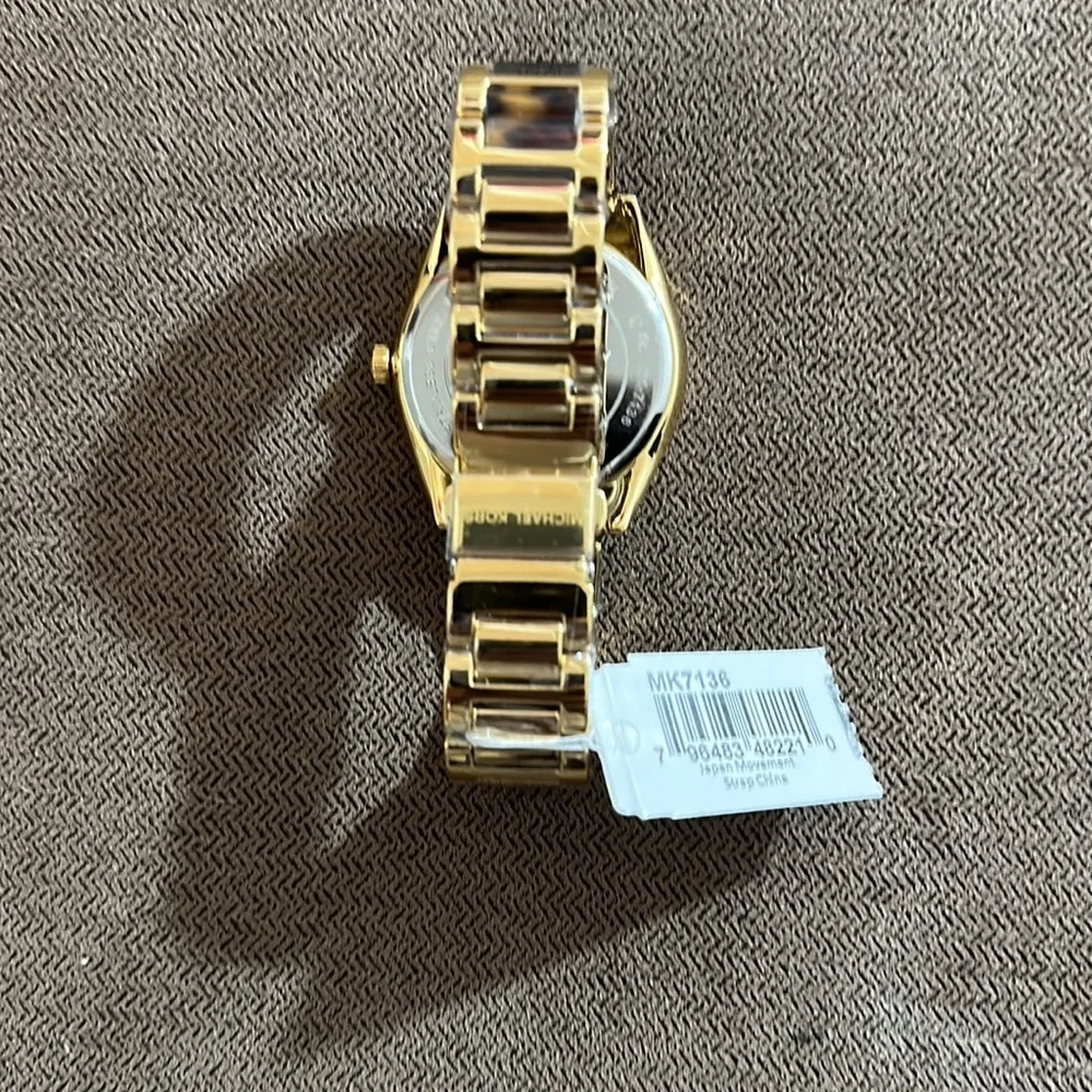 Michael Kors Women’s 42mm Quartz Watch - Picture 5 of 10